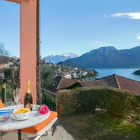 شقة Sleeps 6