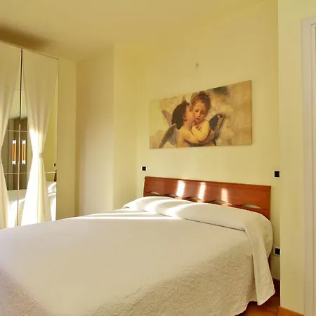 Sleeps 6 شقة ميزّيجرا